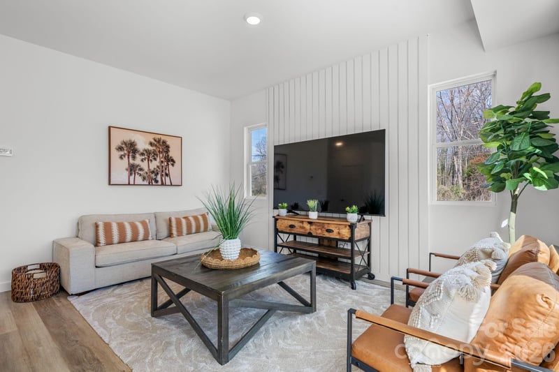 2360 Edna St, Catawba, NC 28609