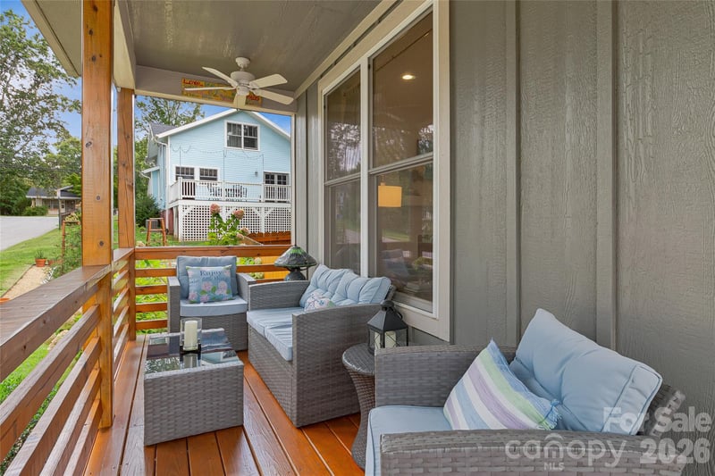 14 Davenport Rd, Asheville, NC 28806