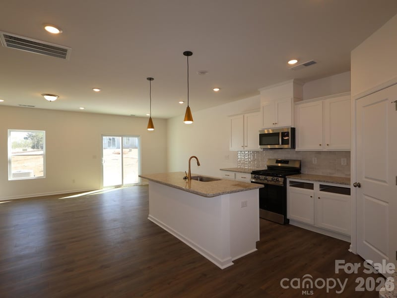 814 Earhart St, Concord, NC 28027