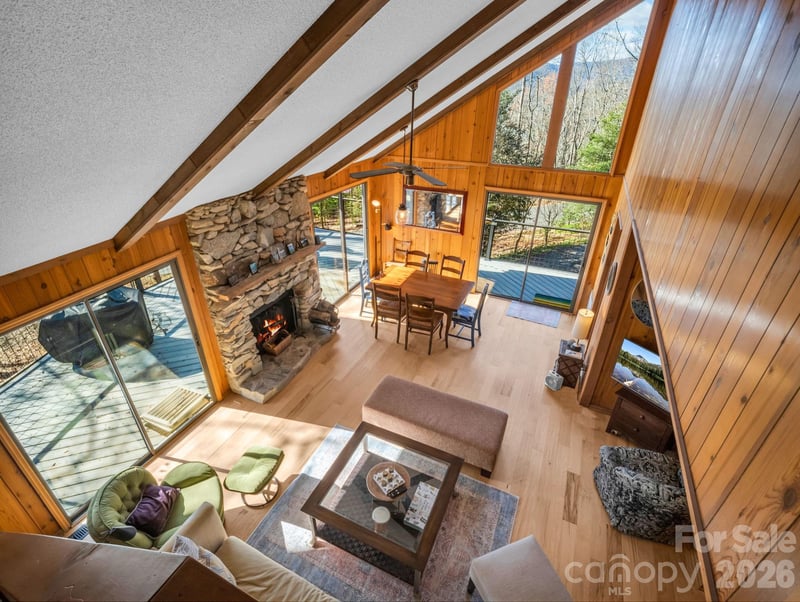 456 Youngs Mountain Dr, Lake Lure, NC 28746