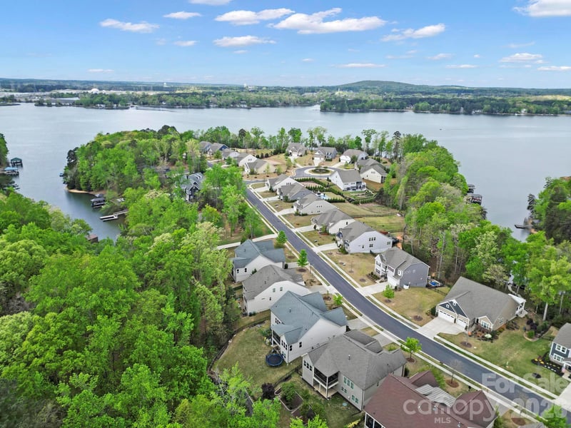 16408 Cozy Cove Rd, Charlotte, NC 28278