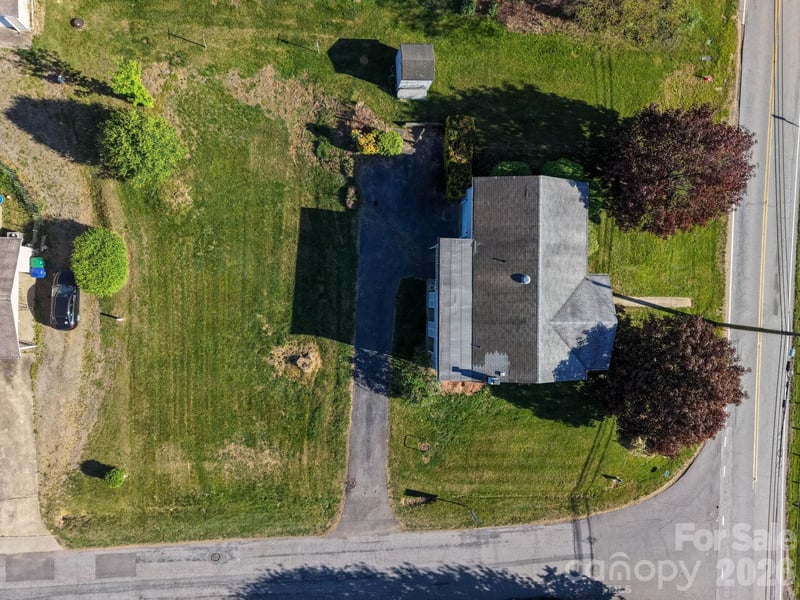 167 Mount Carmel Rd, Asheville, NC 28806