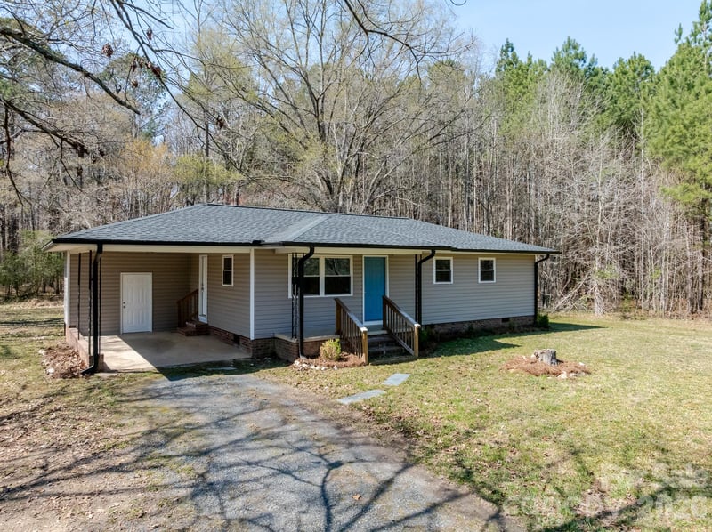 5028 Nc 109 Hw, Mount Gilead, NC 27306
