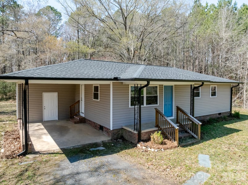 5028 Nc 109 Hw, Mount Gilead, NC 27306