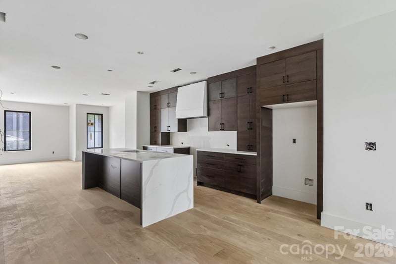 1539 Crystal Rd, Charlotte, NC 28205