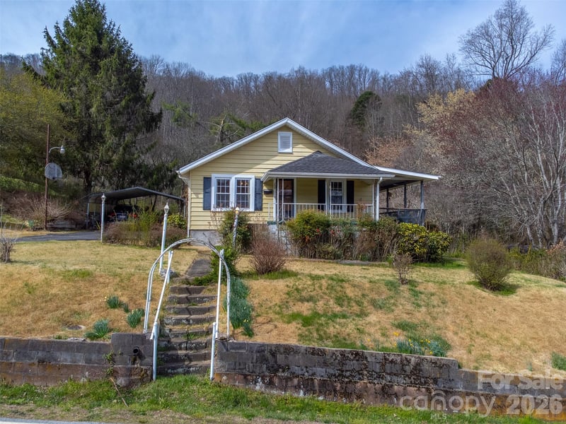 318 Sunrise Pk, Sylva, NC 28779