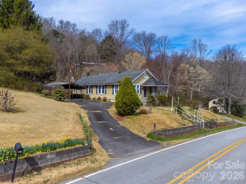 318 Sunrise Pk, Sylva, NC 28779