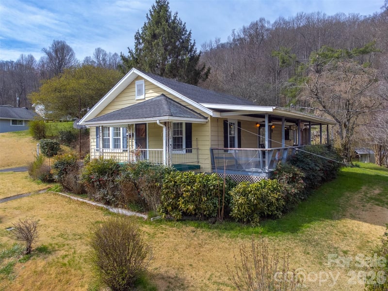 318 Sunrise Pk, Sylva, NC 28779