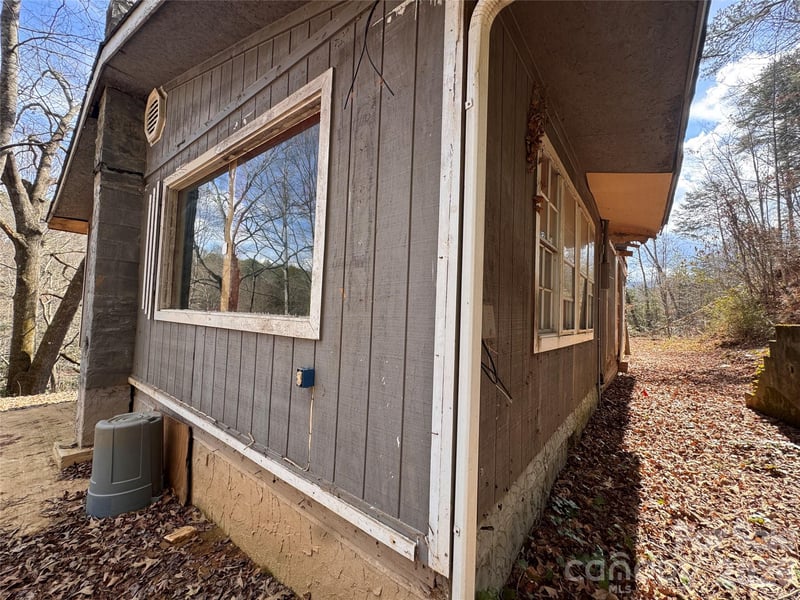90 Scenic Hill Dr, Bryson City, NC 28713