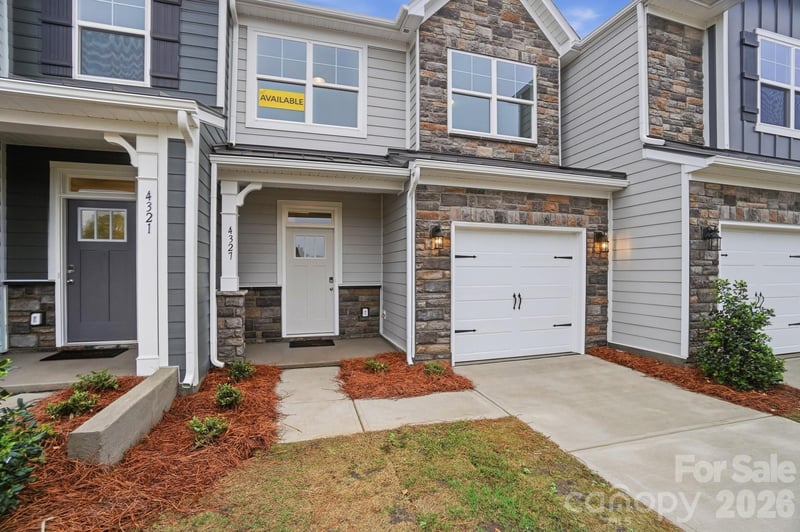 4327 Black Ct, Harrisburg, NC 28075