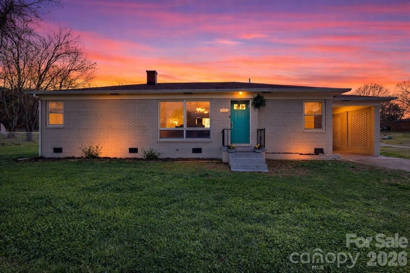4432 Highway 27 Hw, Iron Station, NC 28080