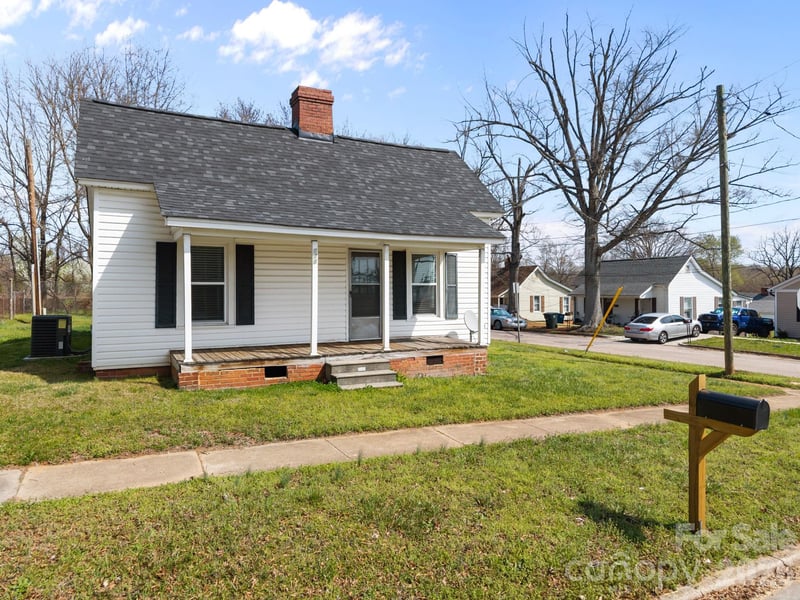 828 Park Ave, Salisbury, NC 28144