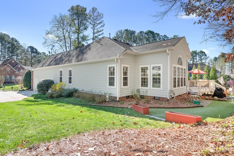 104 Kestrel Ct, Mount Holly, NC 28120