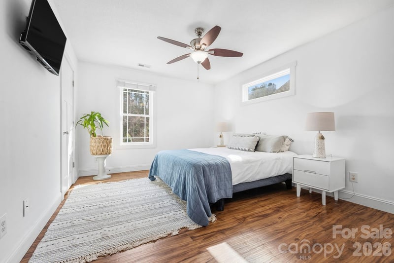 7 Mill Creek Loop, Asheville, NC 28806