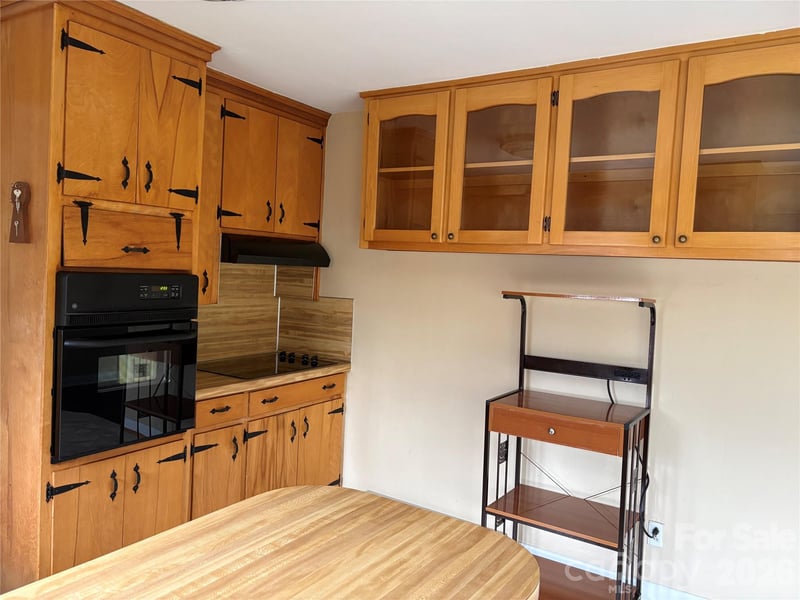2137 23rd Street Dr, Hickory, NC 28602