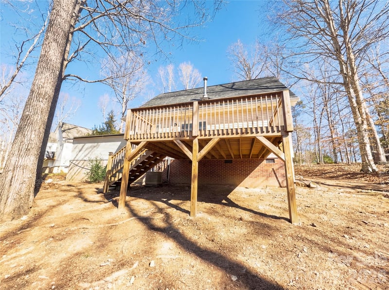 1710 Oak Park Ct, Iron Station, NC 28080