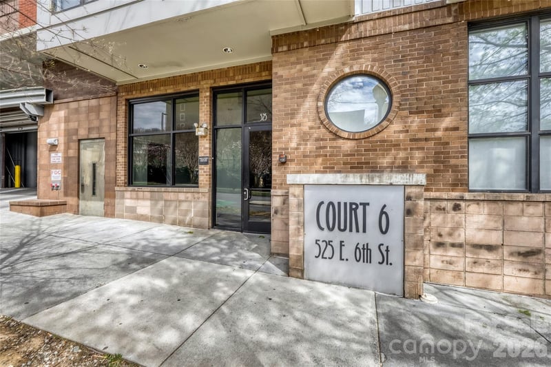525 6th St #409, Charlotte, NC 28202