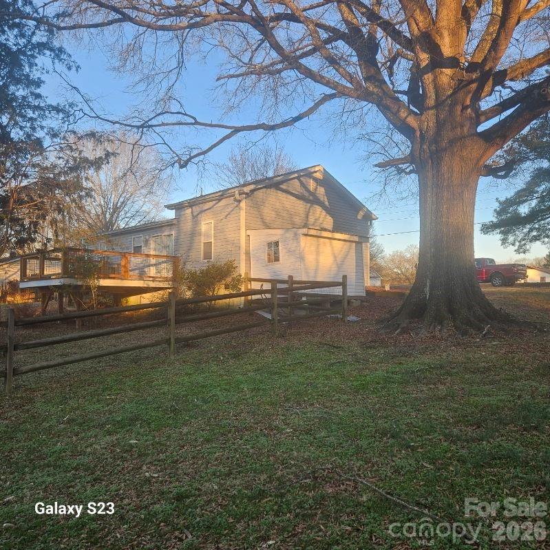 2119 Lakeview Ln, Charlotte, NC 28214