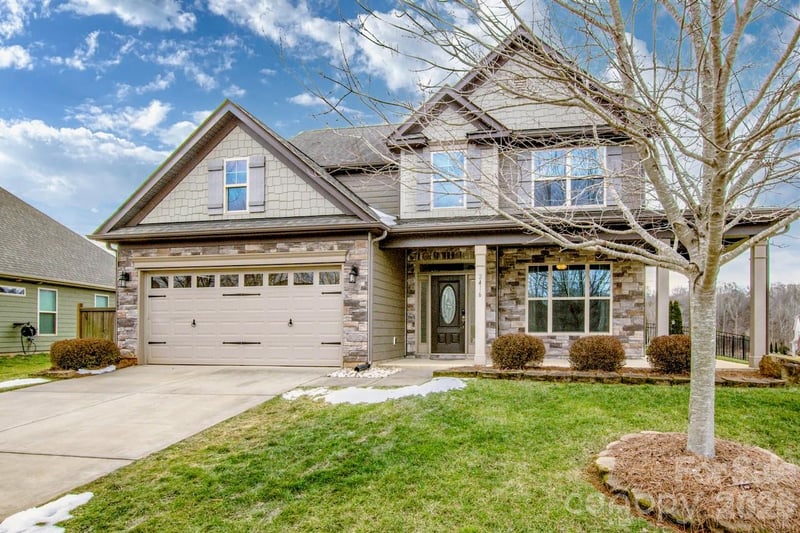 2416 Chinkapin Ct, Gastonia, NC 28054