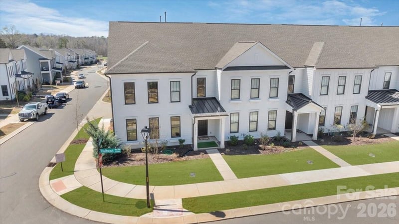 10032 Trailhead Way, Huntersville, NC 28078