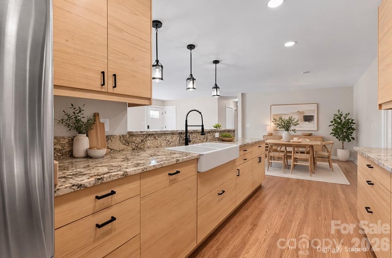 88 Skyview Ter, Asheville, NC 28806