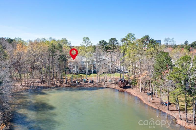714 Northeast Dr #52, Davidson, NC 28036