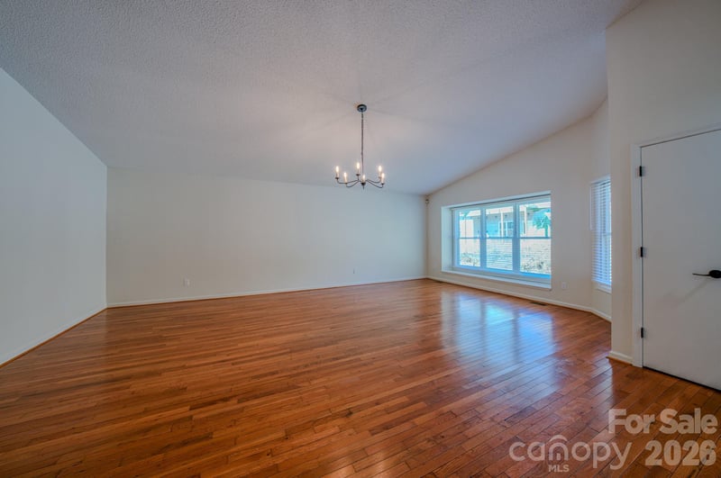 4 Hedgerose Ct #D, Asheville, NC 28805