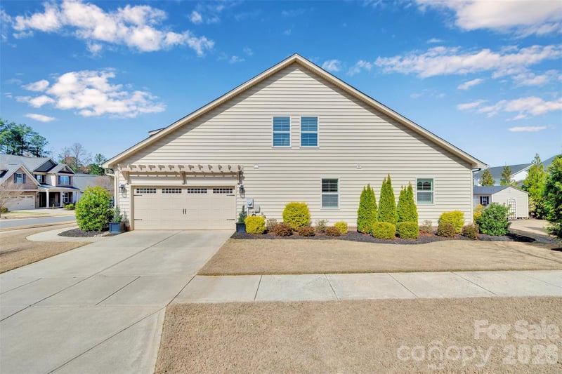 132 Pine Eagle Dr, Rock Hill, SC 29732