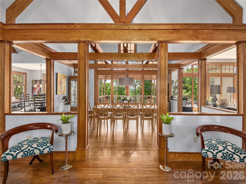 457 Coopers Hawk Dr, Asheville, NC 28803