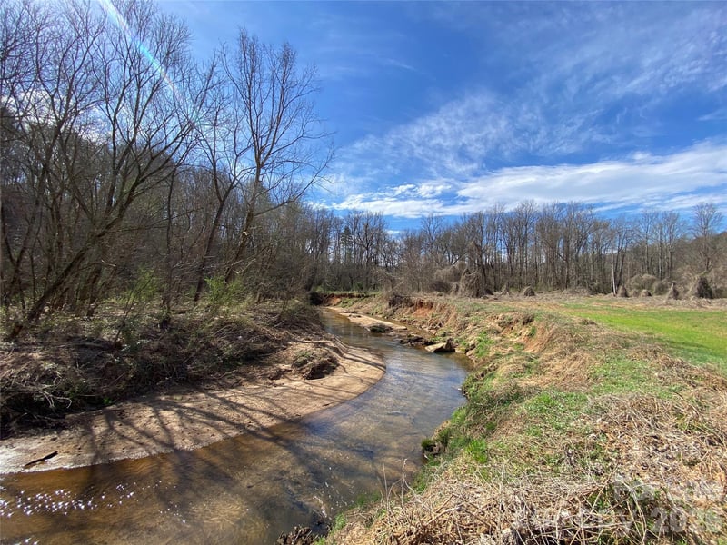 Coxe Rd, Rutherfordton, NC 28139