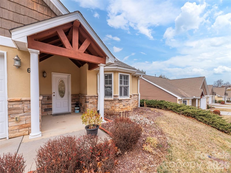 62 Denali Ln, Waynesville, NC 28786