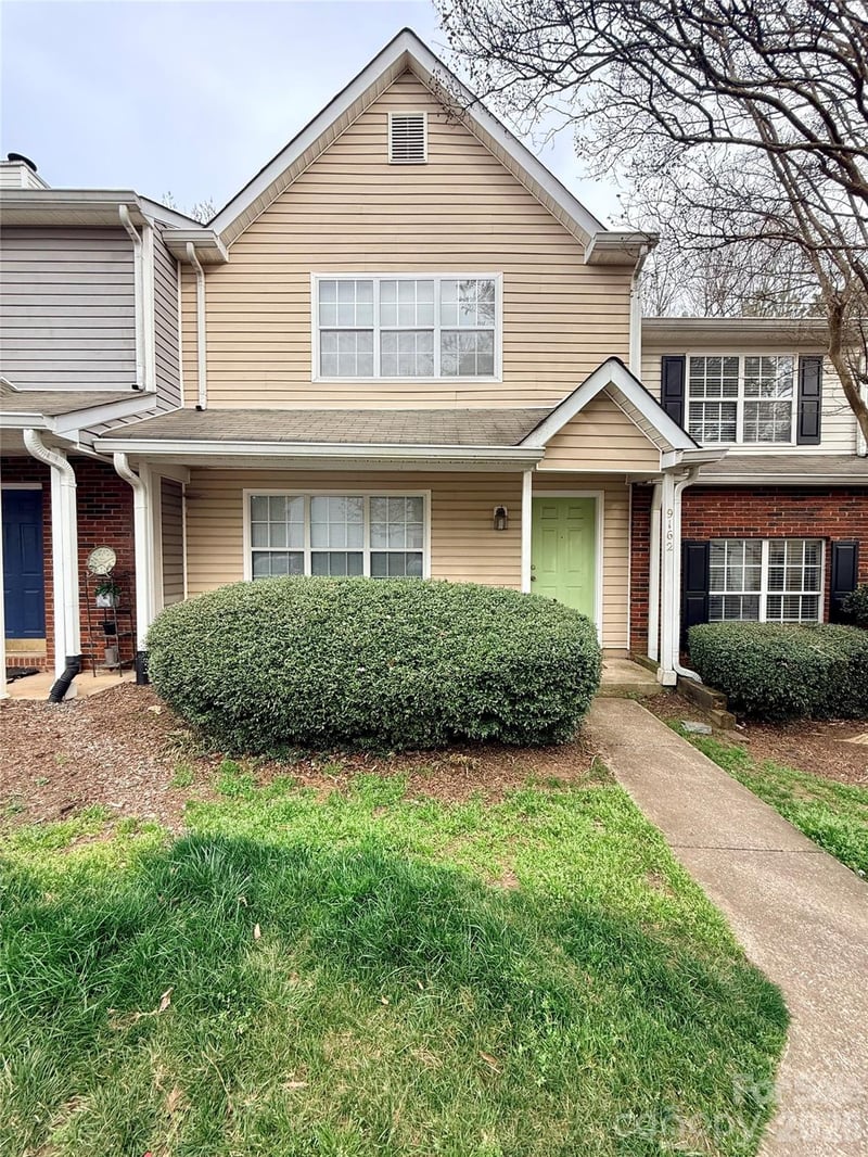 9162 Exbury Ct, Charlotte, NC 28269