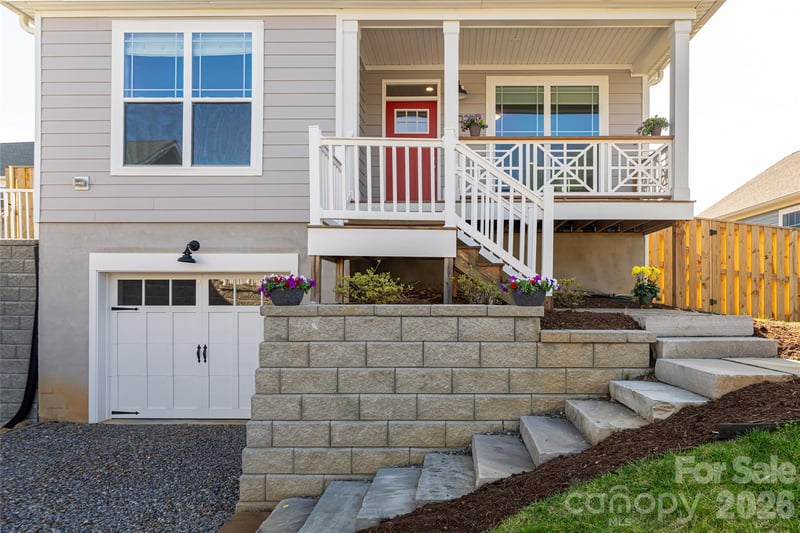 1022 Padgett Pl, Black Mountain, NC 28711