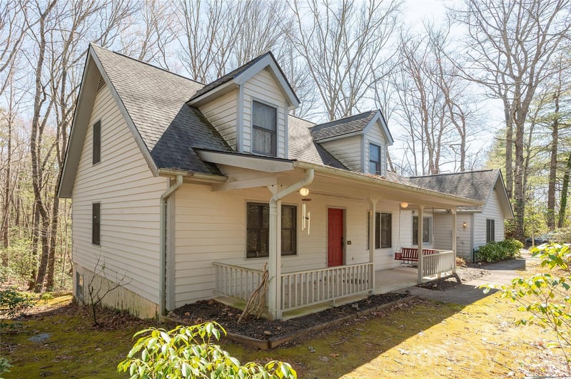 221 Timberlane Dr, Pisgah Forest, NC 28768