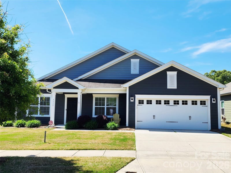 7315 Strawberry Fields Ln, Charlotte, NC 28278