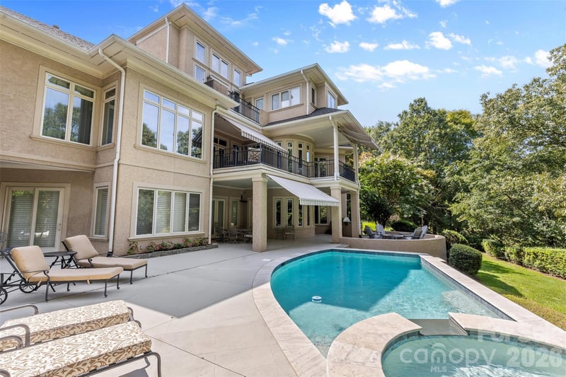 14606 Jockeys Ridge Dr, Charlotte, NC 28277