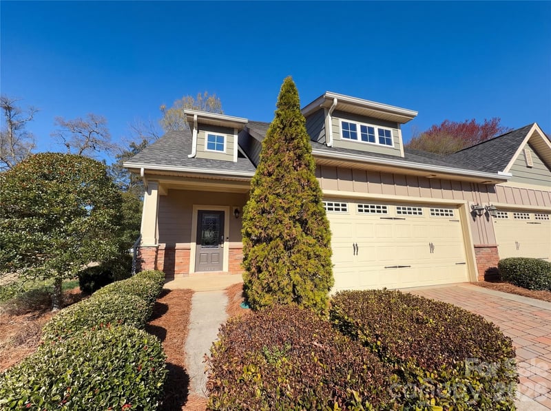 112 Coral Ln, Mooresville, NC 28117