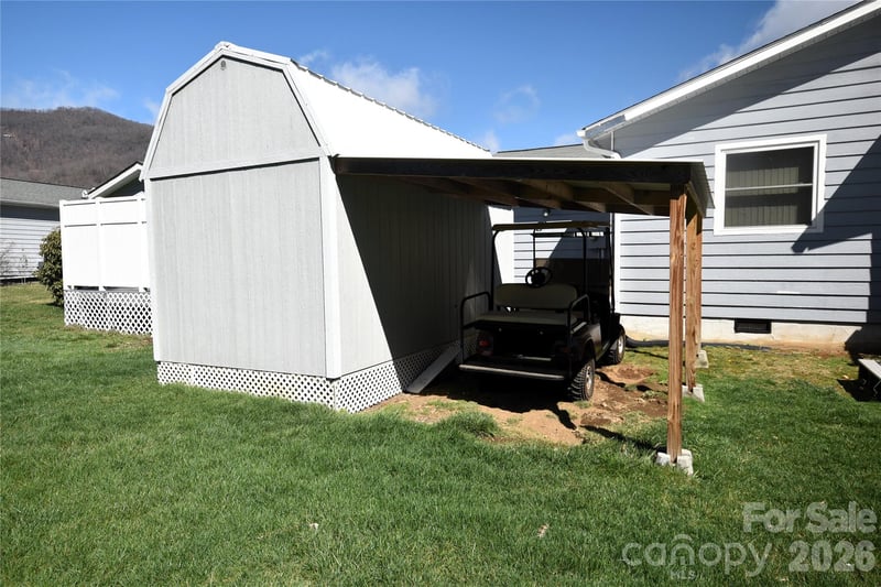 148 Market St, Maggie Valley, NC 28751