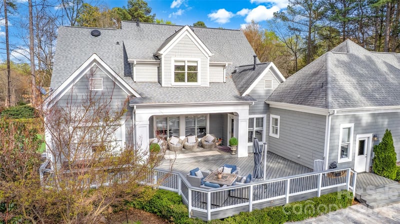 141 Stonewall Beach Ln, Mooresville, NC 28117