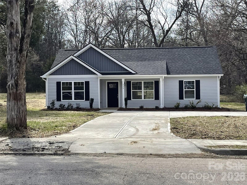 222 Center St, Chester, SC 29706