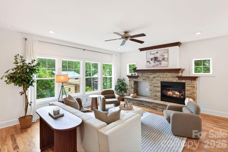 163 Sand Hill Rd, Asheville, NC 28806