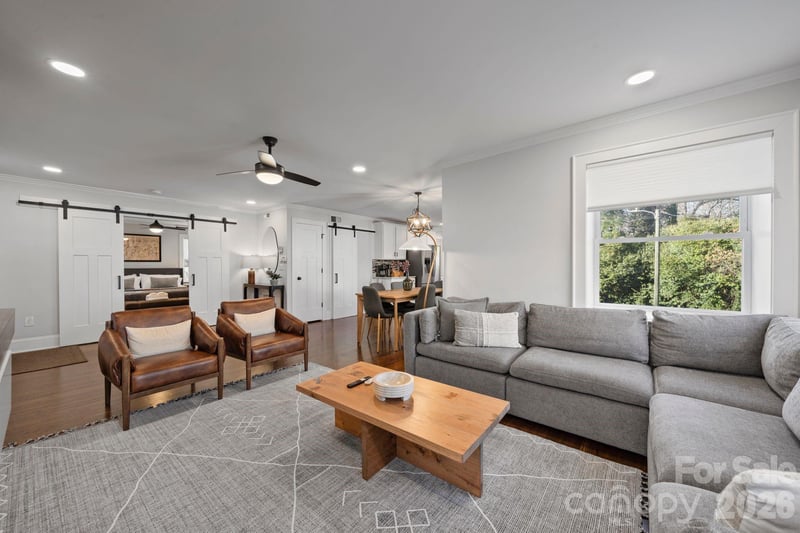 3720 Tuckaseegee Rd, Charlotte, NC 28208