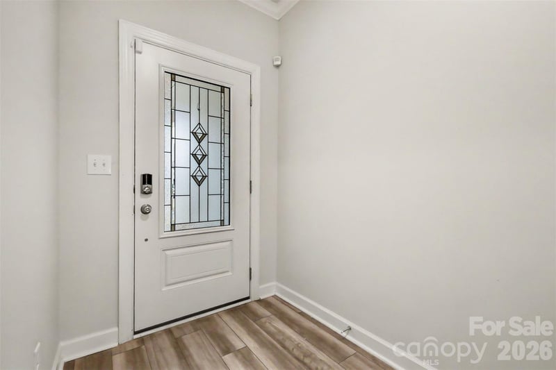 9113 Myrna Dr, Gastonia, NC 28056
