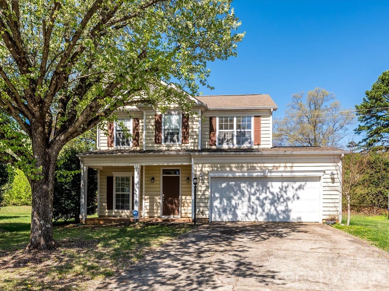 8625 Galena View Dr, Charlotte, NC 28269