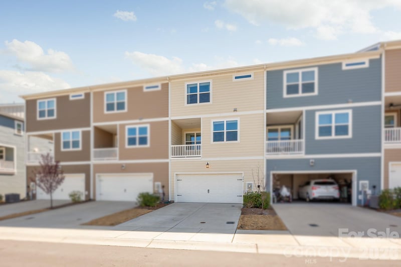 206 Marron Dr, Indian Trail, NC 28079