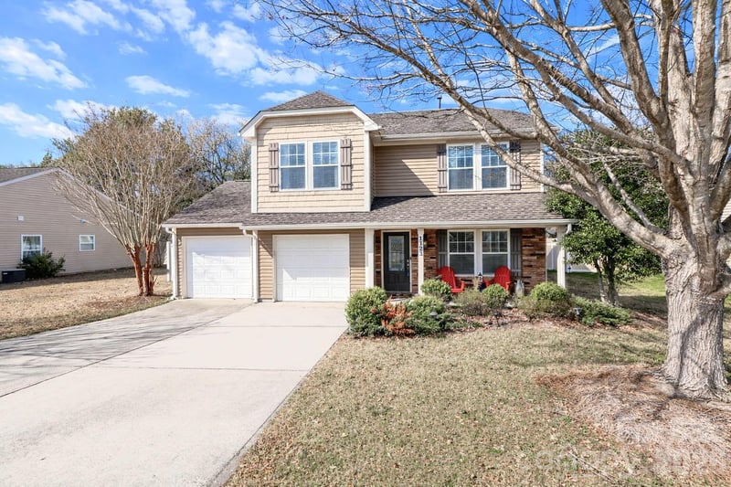 1123 Valley St, Statesville, NC 28677