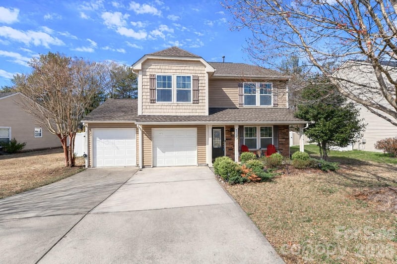 1123 Valley St, Statesville, NC 28677