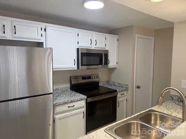 1610 Arlyn Cir, Charlotte, NC 28213