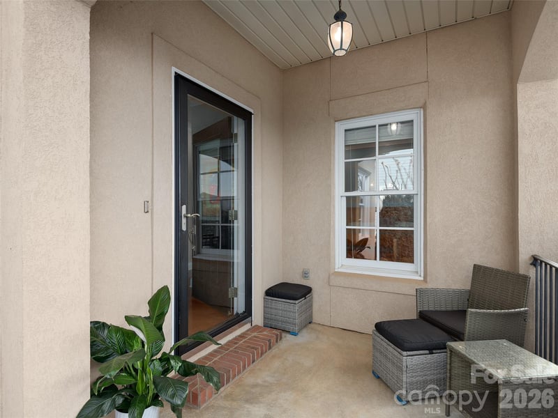 224 Leucothoe Ln, Asheville, NC 28803