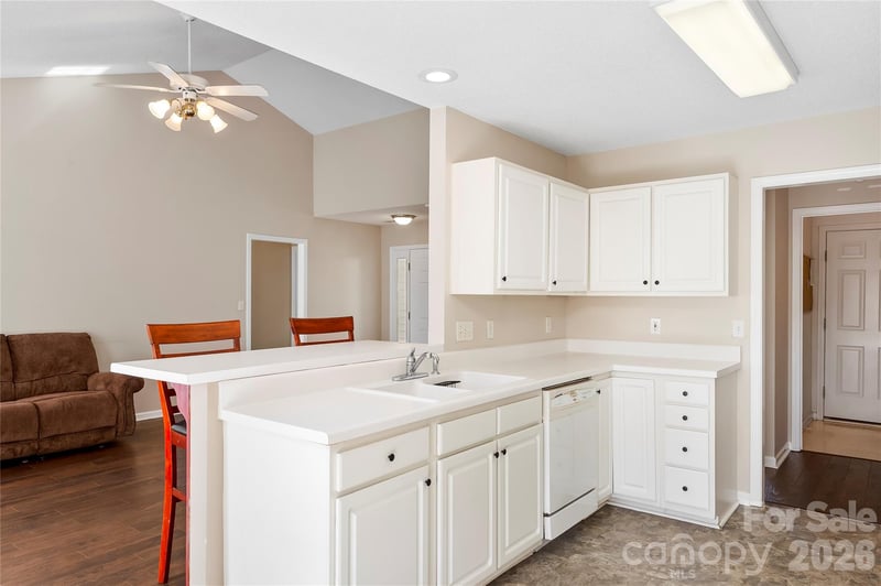 279 Stonehollow Rd, Fletcher, NC 28732